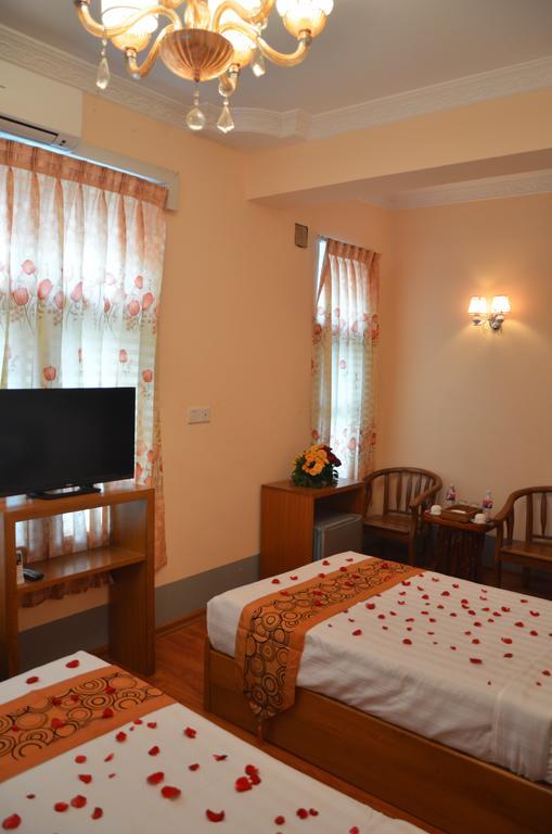 Royal Yadanarbon Hotel Mandalay Room photo