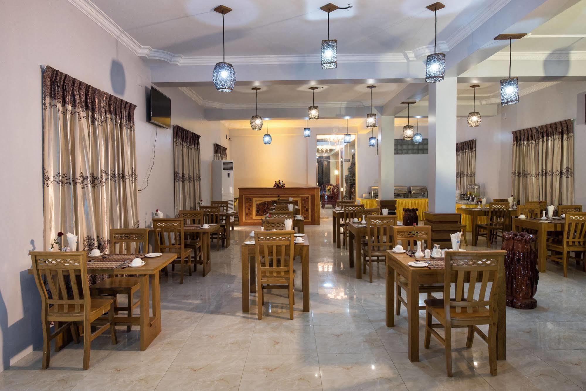 Royal Yadanarbon Hotel Mandalay Exterior photo
